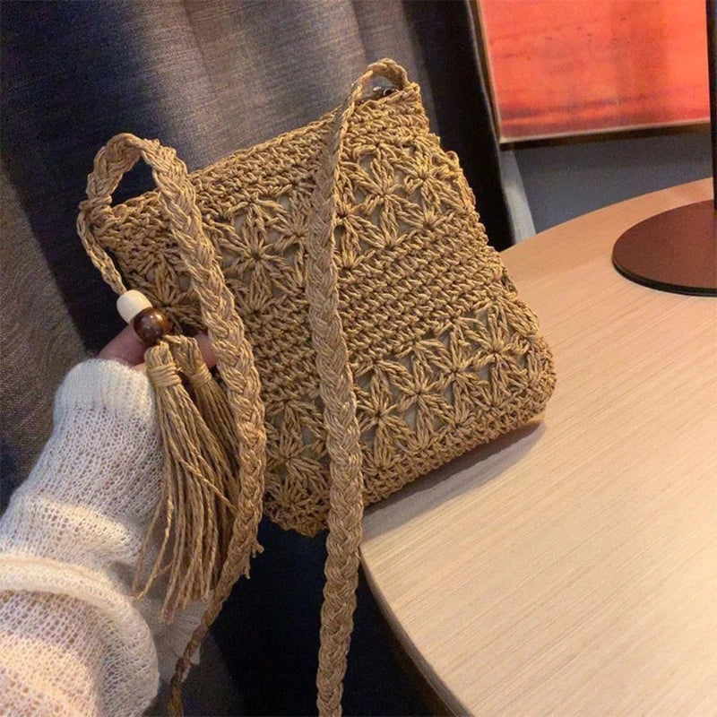 Mini Bandoulière en Osier Boho avec Pompom