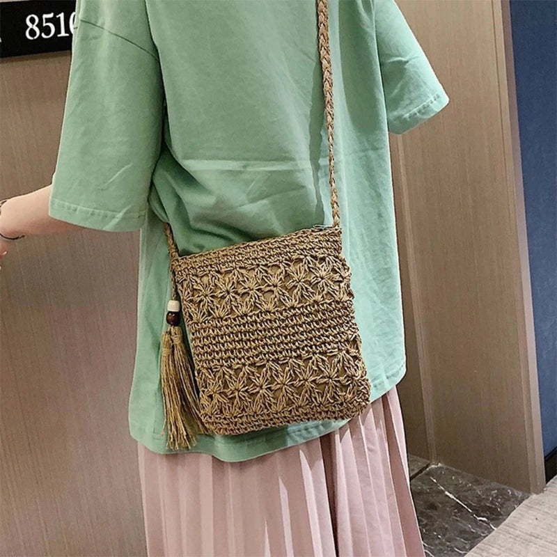 Mini Bandoulière en Osier Boho avec Pompom