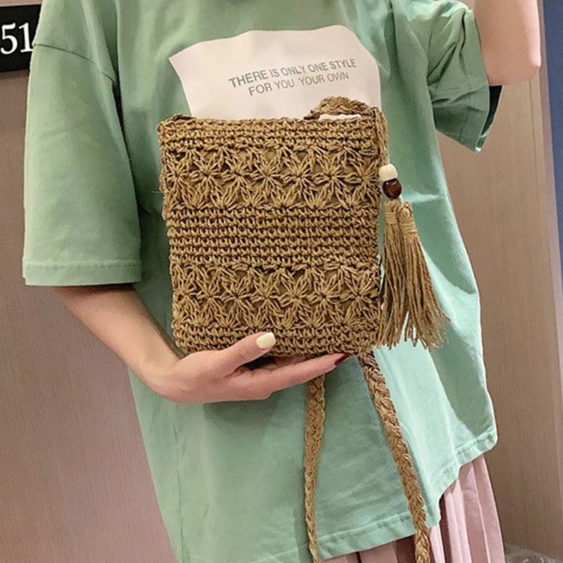 Mini Bandoulière en Osier Boho avec Pompom