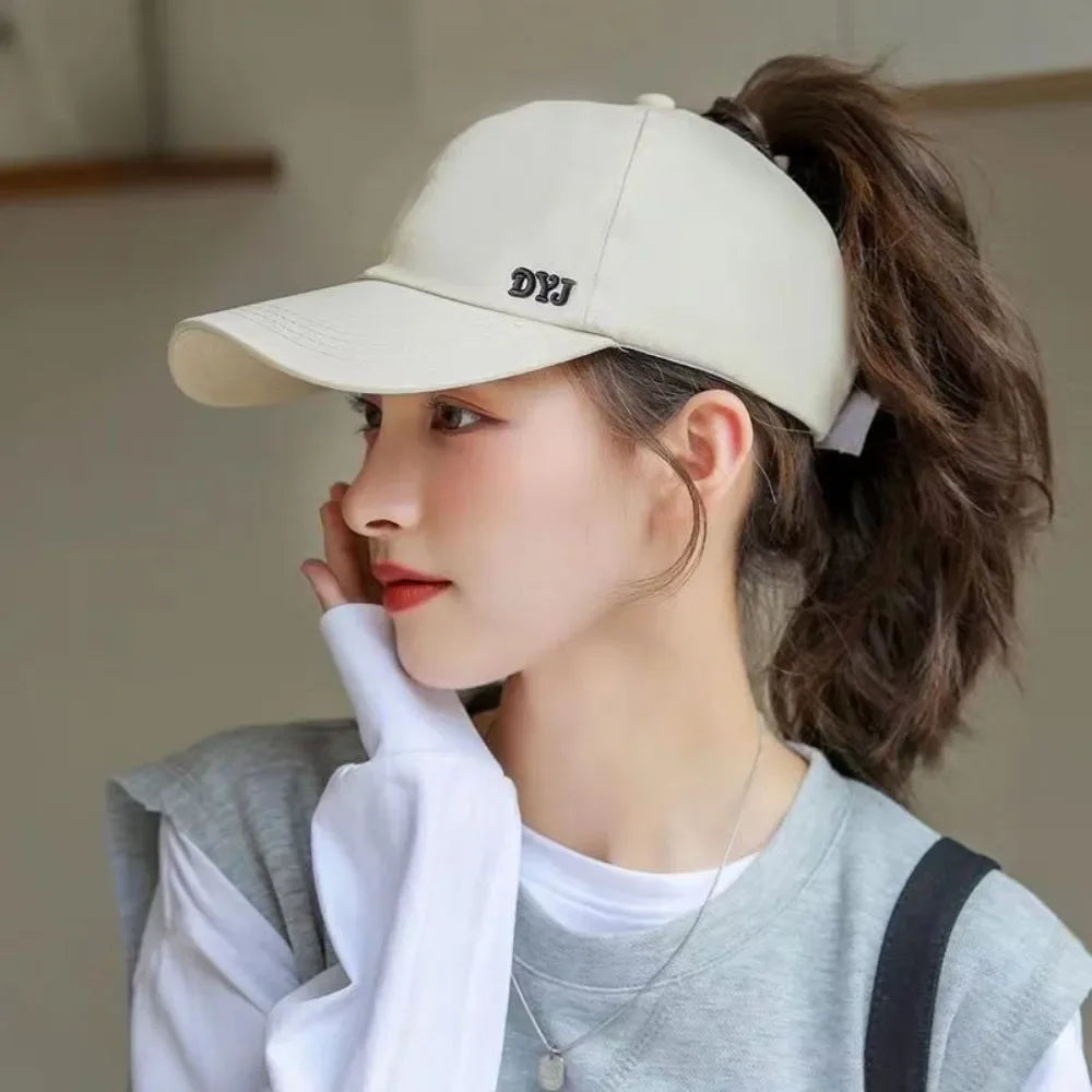 Casquette Pare-Soleil Légère avec Ouverture Cheveux