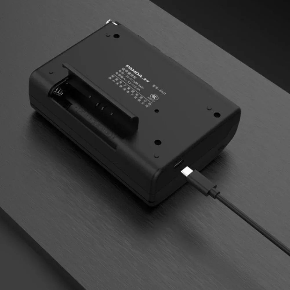 Lecteur de cassette rétro avec haut parleur et radio FM