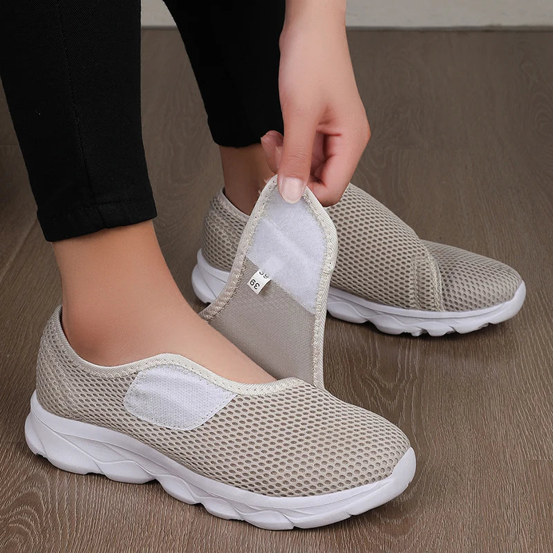 Beige / 46,Beige / 45,Beige / 40,Beige / 39,Beige / 38,Beige / 37,Beige / 44,Beige / 43,Beige / 42,Beige / 41,Beige / 36